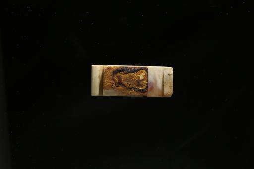 东汉圆点纹玉璏