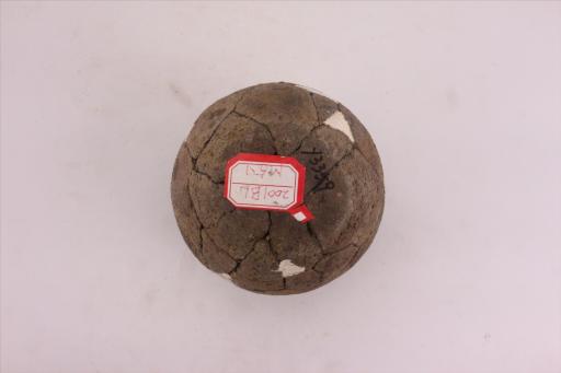 新石器时代屈家岭文化鼓腹平底斜条纹褐陶罐
