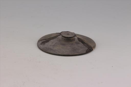 新石器时代屈家岭文化弧顶柱形钮细泥质黑陶器盖