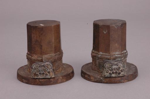 春秋时代龙首纹兽面纹铜车軎