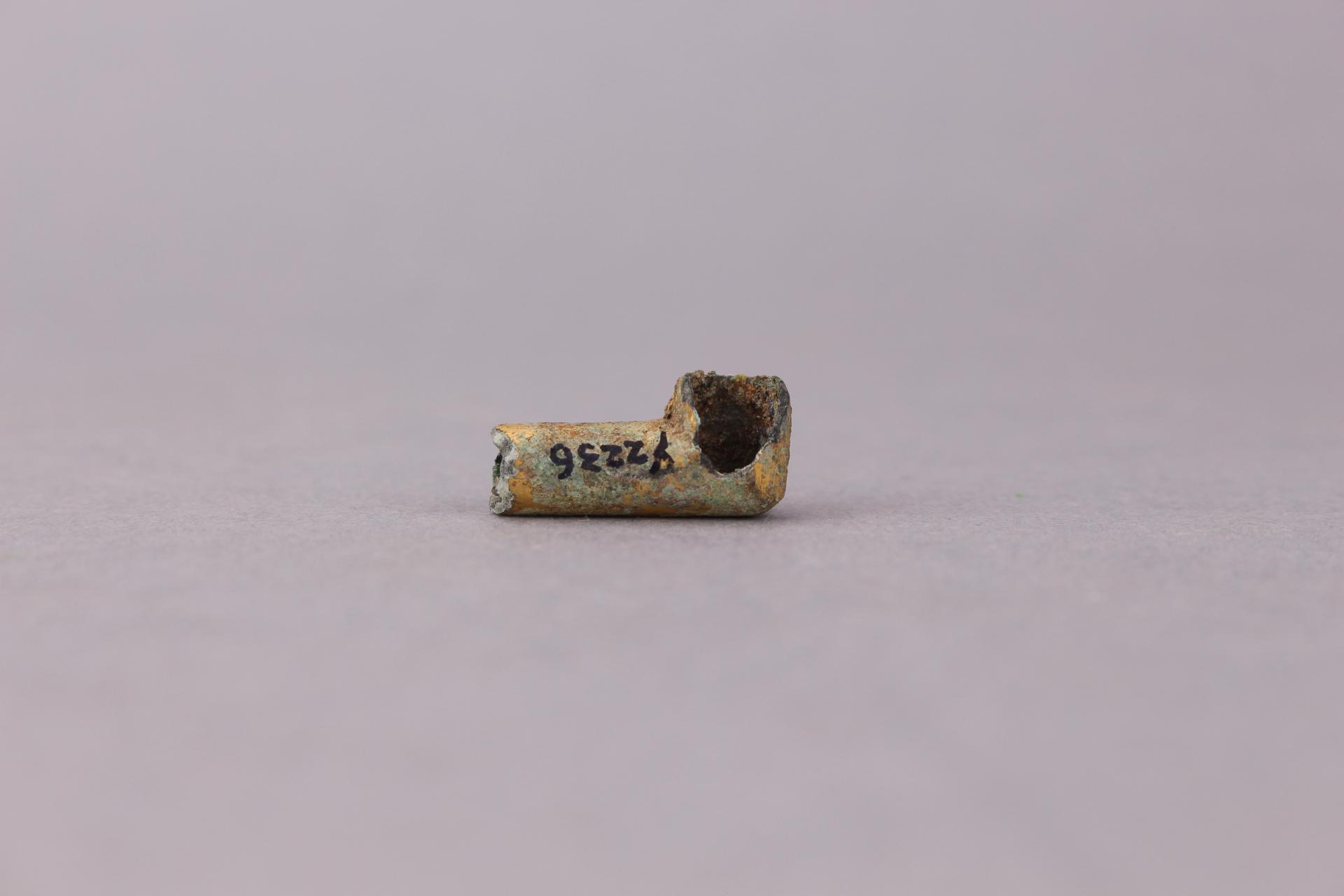 汉中空柄鎏金铜镜刷