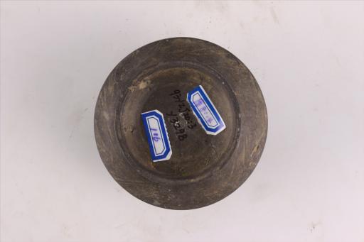 新石器时代屈家岭文化敛口鼓腹圈足细泥黑陶盂形器