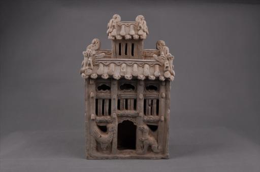 明硬山顶三层高阁楼浮雕鸡犬纹泥质灰陶楼
