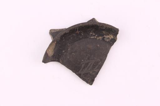 新石器时代大溪文化刻划符号夹砂黑陶圈足