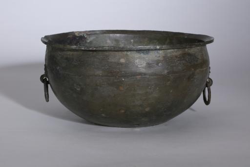 东汉铺首衔环铜洗