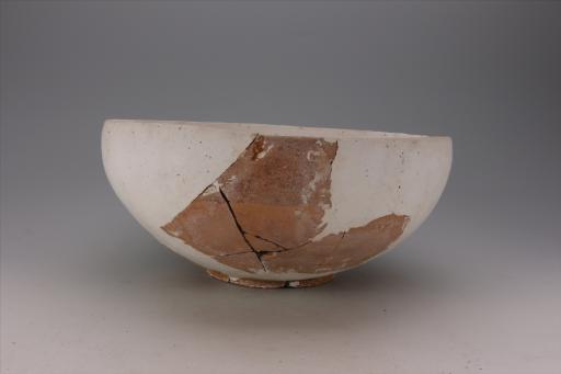 新石器时代大溪文化敛口弧腹假圈足泥质红陶碗
