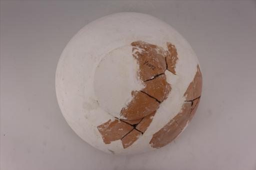 新石器时代大溪文化敛口弧腹假圈足泥质红陶碗