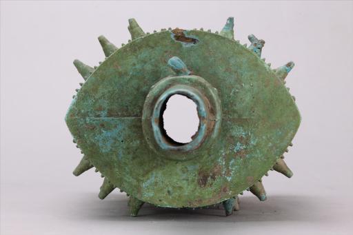 西周晚期乳丁云纹铜甬钟