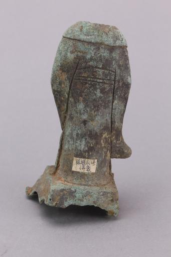 明须弥座站姿铜像