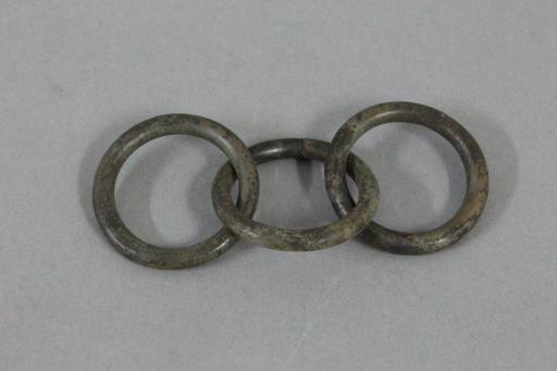 战国时期三连铜环