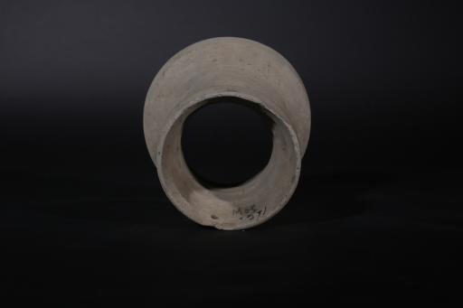 汉内弧壁圈足泥质灰陶器座