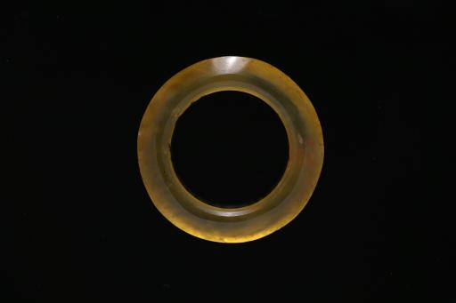 战国早期米黄色玉环