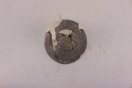 商圆饼钮覆碗状泥质黑陶器盖