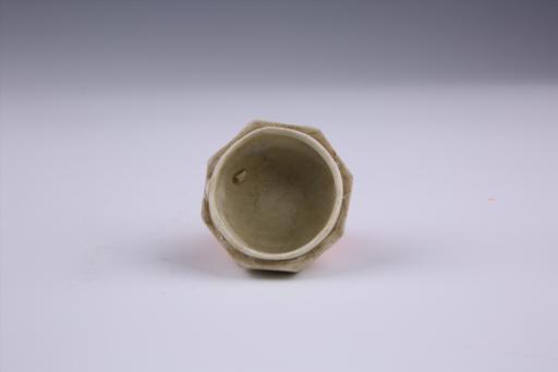 宋八边形青釉印泥瓷盒