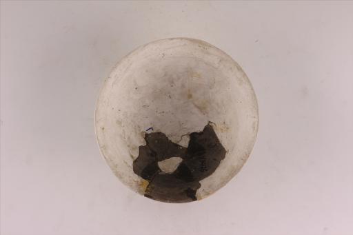 新石器时代屈家岭文化侈口弧腹圈足泥质外红内黑陶碗