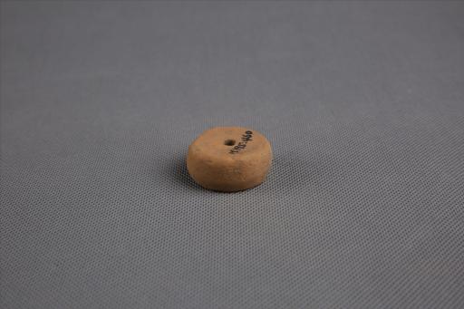 新石器时代屈家岭文化算珠形中穿夹砂黄褐陶纺轮