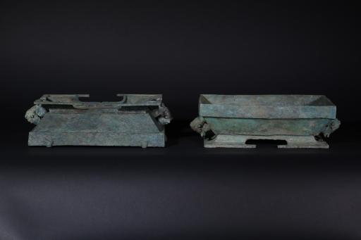 春秋时期兽首形耳铜簠