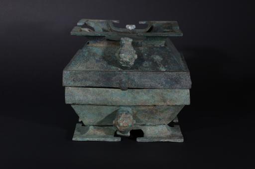 春秋时期兽首形耳铜簠