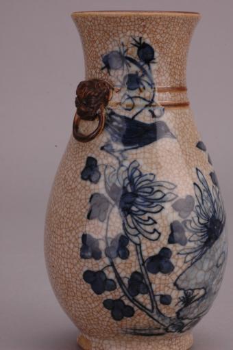 清光绪哥釉铺首环耳青花瓷瓶