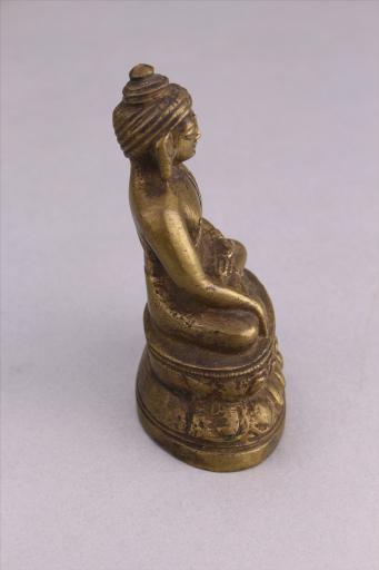 清黄铜释迦牟尼佛