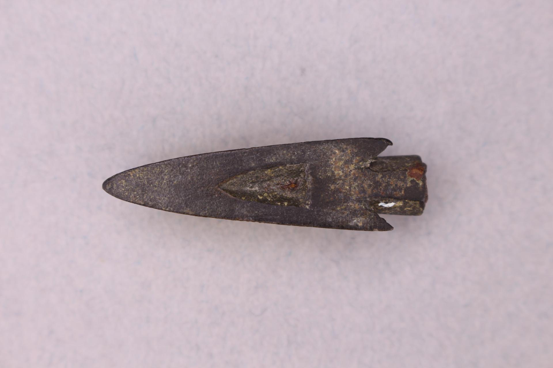 战国时期三翼六边形铤铜箭镞