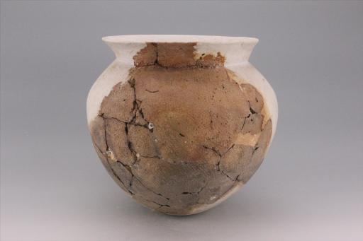 新石器时代城背溪文化鼓腹圜底绳纹夹砂褐陶釜