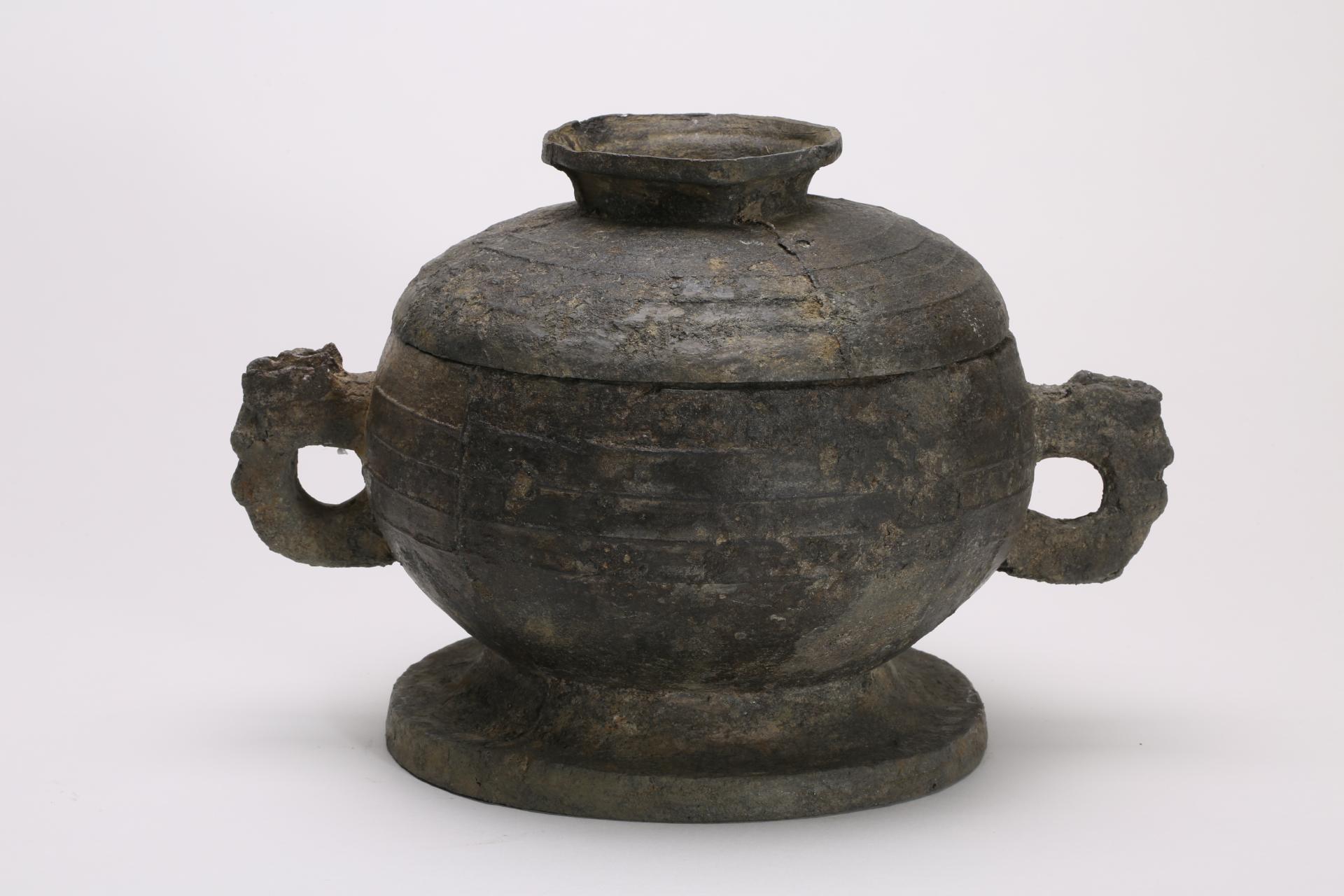 东周兽耳弦纹锡簋