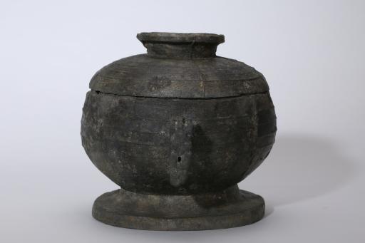 东周兽耳弦纹锡簋