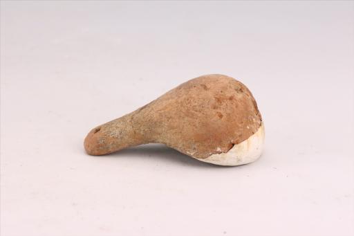 新石器时代城背溪文化圆形穿孔扁柄夹砂褐陶勺