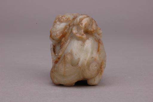 东汉衘蕉玉兽