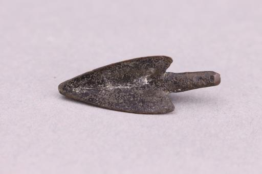 战国时期三翼圆铤铜箭镞