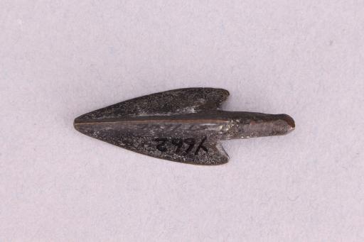 战国时期三翼圆铤铜箭镞