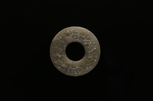 战国早期卷云纹玉璧