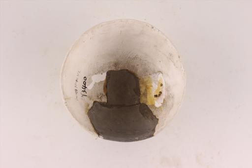 新石器时代屈家岭文化侈口弧腹圈足X形刻划符号泥质黑陶碗