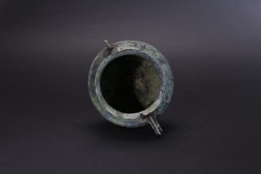 汉鼓腹环耳铜鍪
