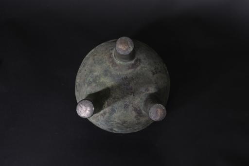明仿周立耳柱足铜鼎