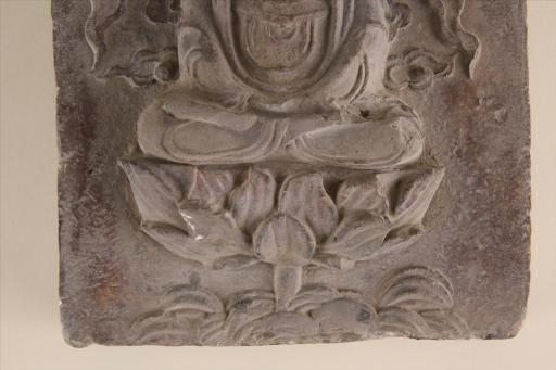 明长方形浮雕禅定印坐佛像泥质灰陶墓砖