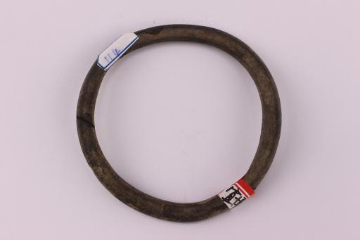 新石器时代屈家岭文化夹砂黑陶环