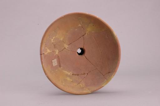 商浅腹高柄夹砂红褐陶豆形器