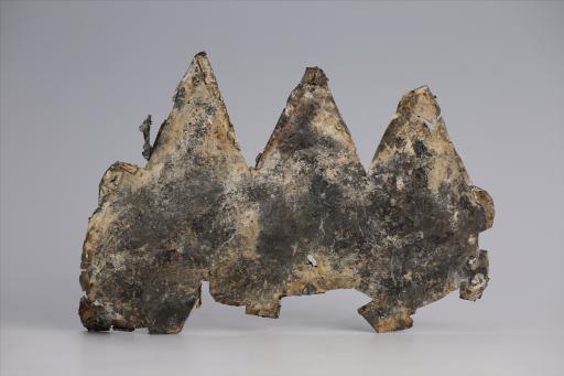 春秋时期兽形三尾包锡箔锡饰片