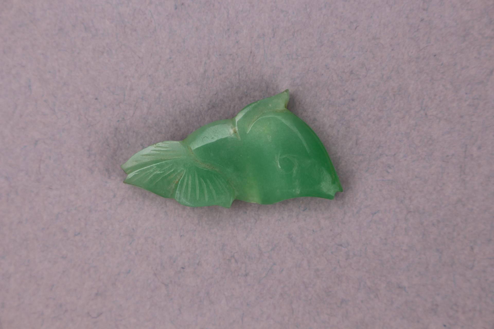 清鱼形青绿色玉饰