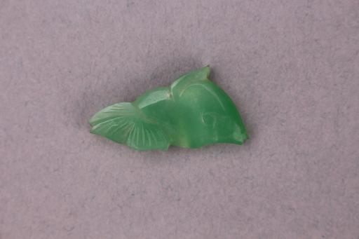 清鱼形青绿色玉饰