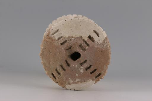 新石器时代大溪文化弧顶戳印纹红陶支座