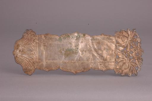 元长条牌状银饰