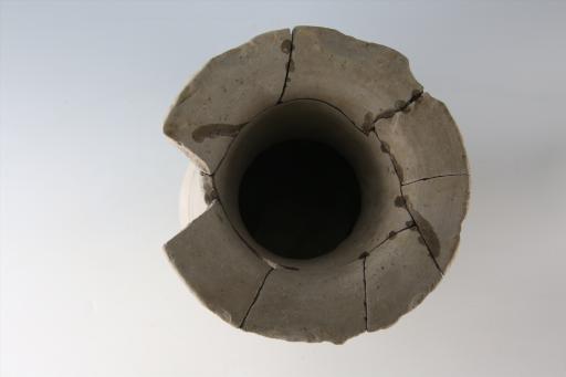 战国时期高领鼓腹凹底凹弦纹绳纹泥质灰陶壶