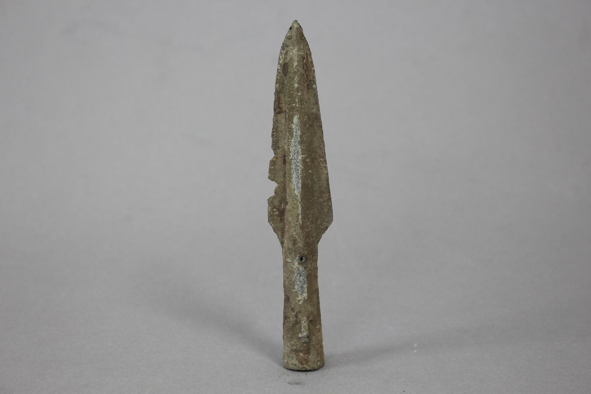 战国时期梭形刃铜矛