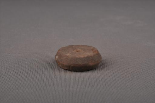 新石器时代大溪文化算珠形中穿夹细砂灰褐陶纺轮
