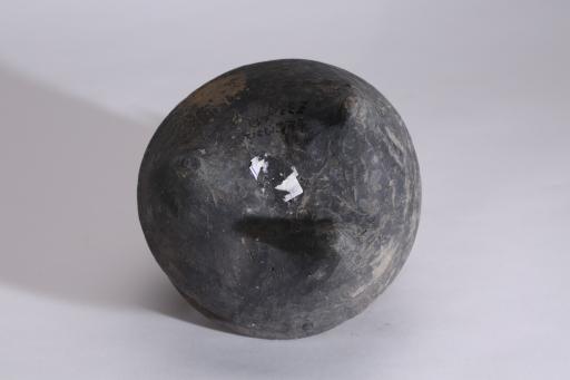 春秋时代折腹三足黑陶鬲