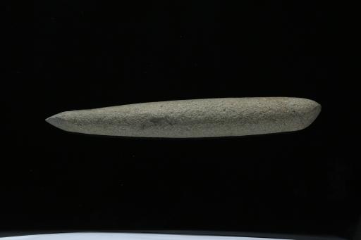 周弧顶弧刃灰色石凿