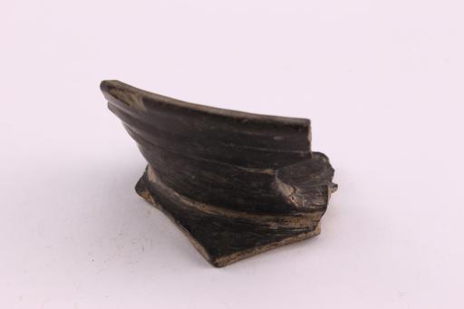 新石器时代大溪文化刻划符号夹砂黑陶圈足